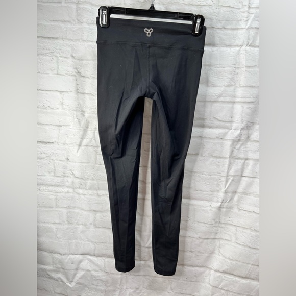 TNA Aritzia Leggings - Picture 2 of 4